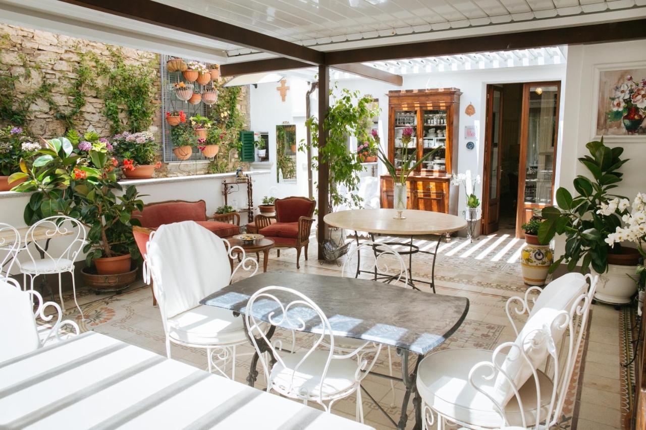 Domus Socolatae Residenza D'Epoca Charming B&B - Adults Only Follonica Exterior foto